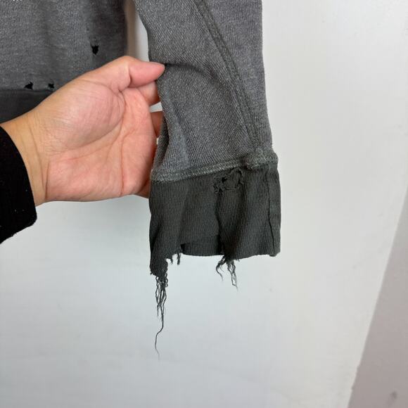 Wildfox Island Addict Distressed Sweatshirt Gray - M - Picture 4 of 10